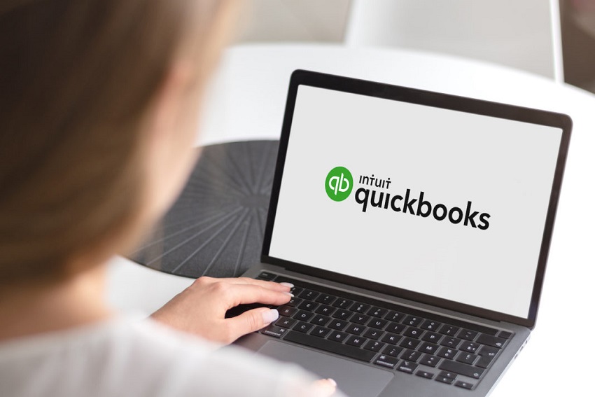 10 Tips for Managing Your Finances with QuickBooks