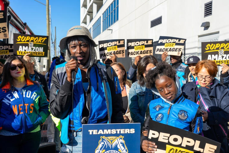 amazon workers on strike